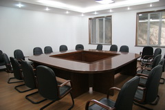 外联办接待处拥有不同规格的大小会议室